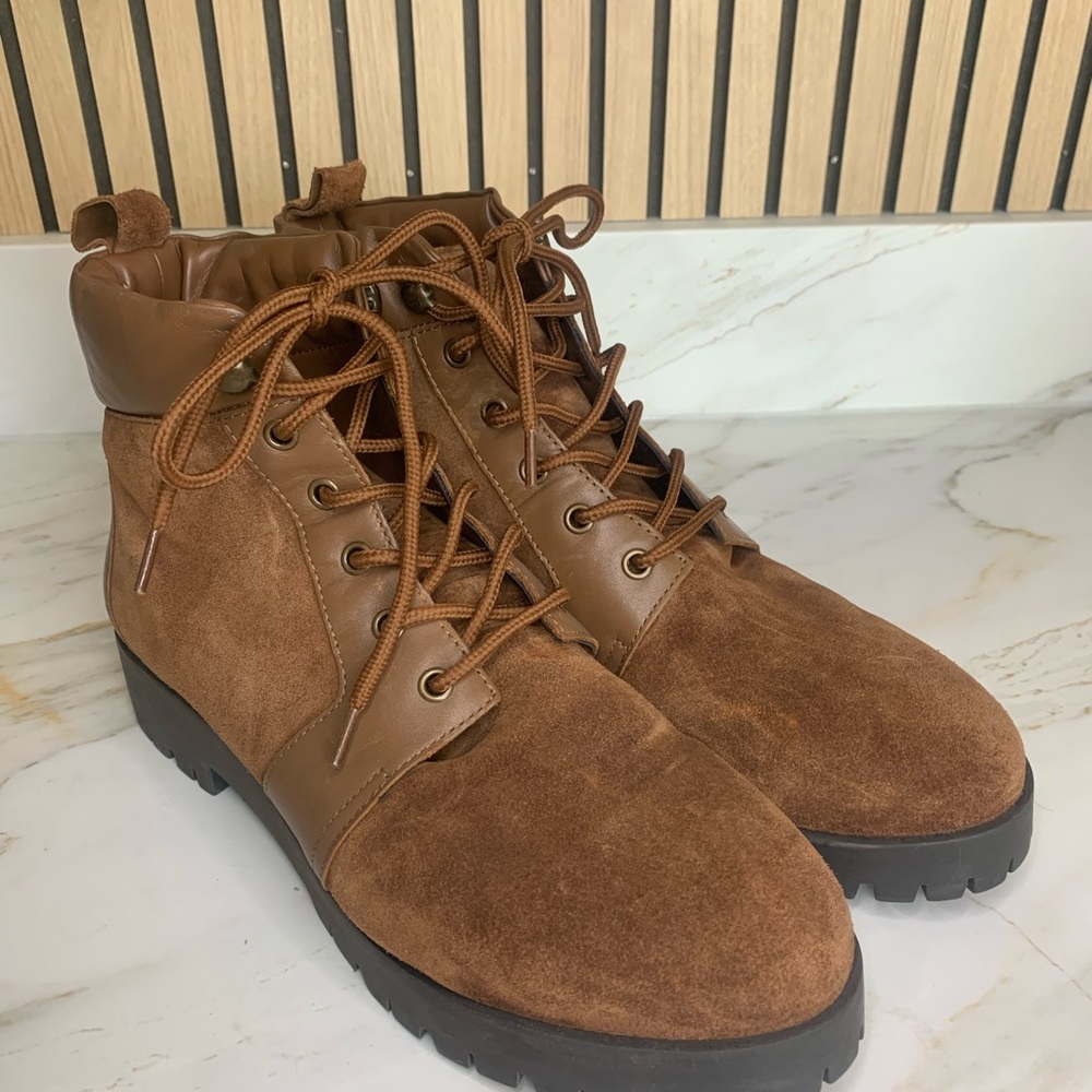 Banana Republic Brown Lace-Up Hiking Boots